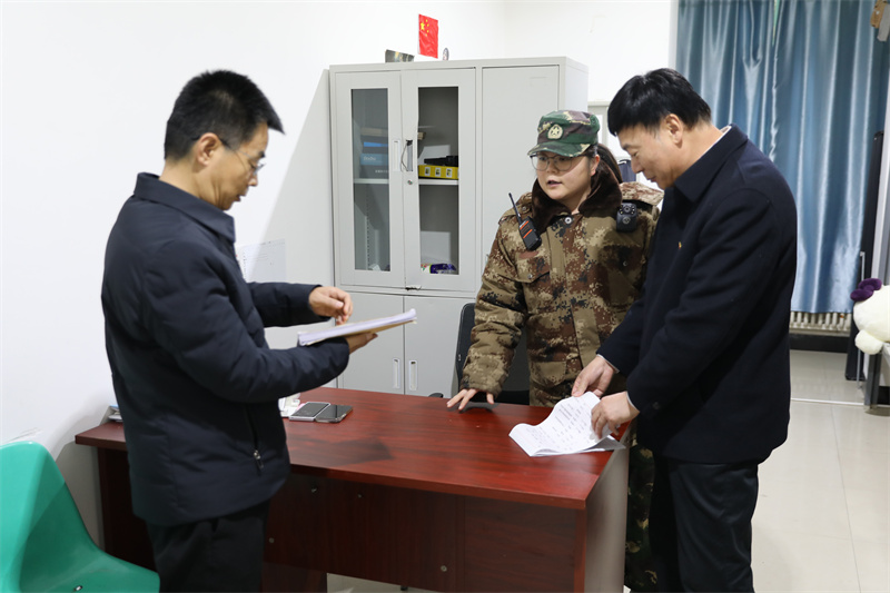 教官辦公�?N1A3922.jpg 教官辦公�?N1A3922.jpg
